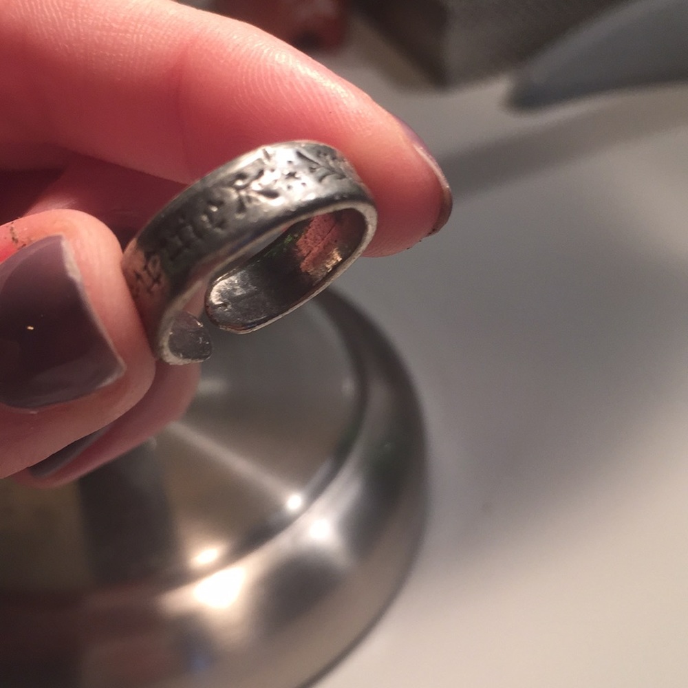 Interesting silver ring - Picture 2 of 2